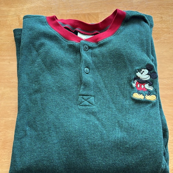 The Disney store Mickey Mouse button-down waffle knit Henley size XL - Picture 1 of 7